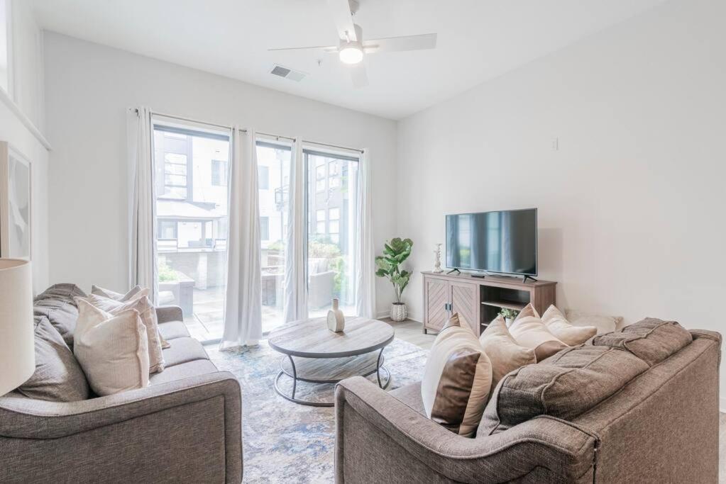 Charming Cozy Apartment With Wi-Fi & Free Parking Charlotte Kültér fotó
